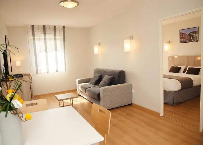 Lagrange Saint-michel Aparthotel 3*