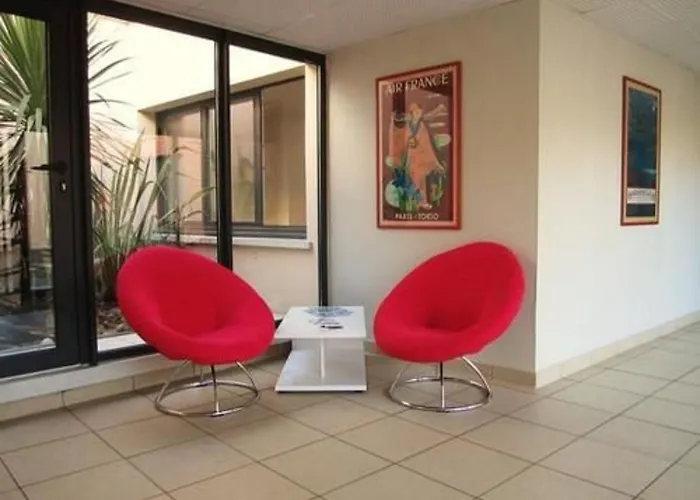 Aparthotel Lagrange Saint-michel 3*