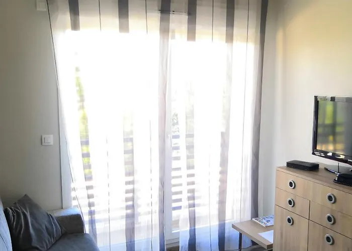 Aparthotel Lagrange Saint-michel 3*