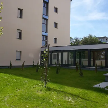 Ξενοδοχείο με διαμερίσματα Lagrange Saint-michel 3*